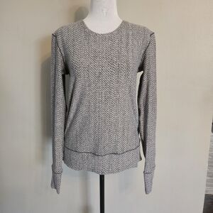 Lululemon Athletica Black and White Long Sleeve Top